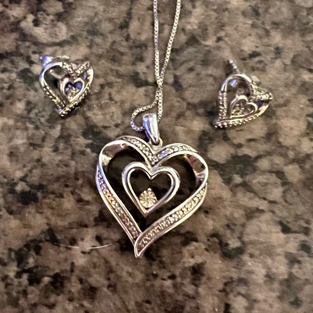 Kay’s Heart necklace and earrings set